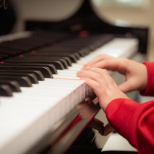 LES BIENFAITS DE LA PRATIQUE MUSICALE (MÉMORISATION, MATHÉMATIQUES, LECTURE, DYSLEXIE, DYSCALCULIE, CONCENTRATION, LANGAGE…)